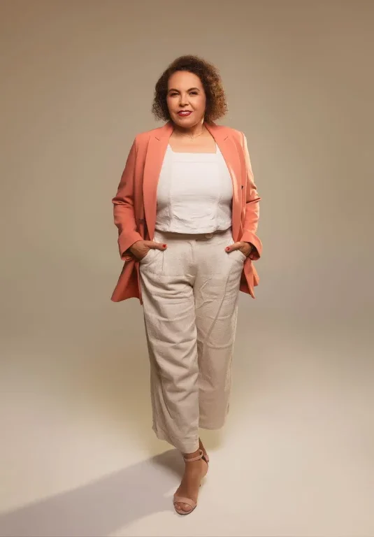 Advogada Internacionalista com sede em Brasília e atendimento online para o Brasil - Albanhisa Pimentel